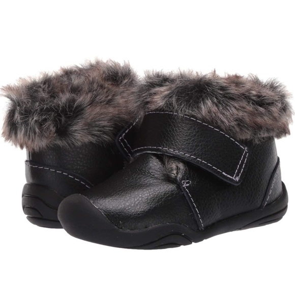 pediped Other - pediped Unisex-Child Boot Crib Shoe black faux fur size 21